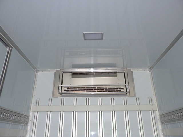 日野 令和7年式 格納ゲート付き 冷凍バン 車検付き|中古トラックの販売・買取・査定のアイナビ