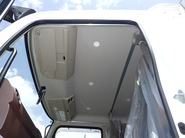 日野 令和7年式 格納ゲート付き 冷凍バン 車検付き|中古トラックの販売・買取・査定のアイナビ