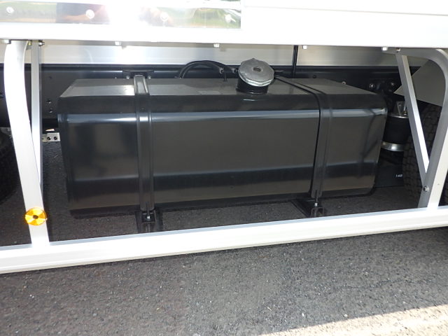 日野 令和7年式 格納ゲート付き 冷凍バン 車検付き|中古トラックの販売・買取・査定のアイナビ