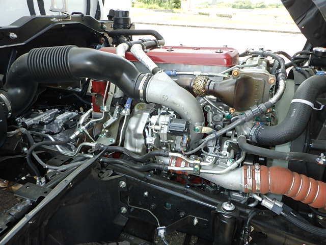 日野 令和7年式 格納ゲート付き 冷凍バン 車検付き|中古トラックの販売・買取・査定のアイナビ