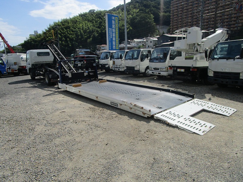 車載車 極東開発フラトップ アオリ開閉 積載量3250Kg|中古トラックの販売・買取・査定のアイナビ
