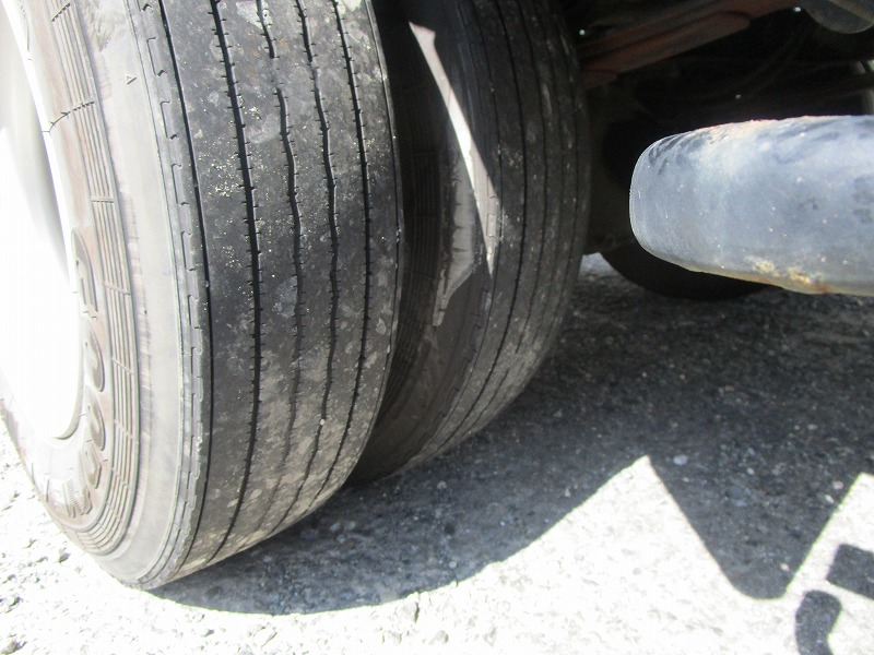 車載車 極東開発フラトップ アオリ開閉 積載量3250Kg|中古トラックの販売・買取・査定のアイナビ