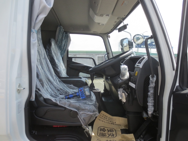 三菱ファイター5段セルフクレーン|中古トラックの販売・買取・査定のアイナビ