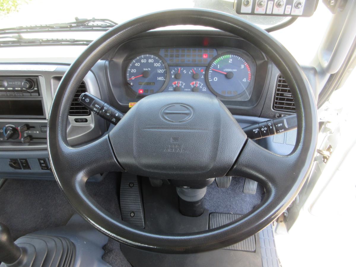 脱着装置付コンテナ専用車 プレスコンテナ フジマイティ―製|中古トラックの販売・買取・査定のアイナビ