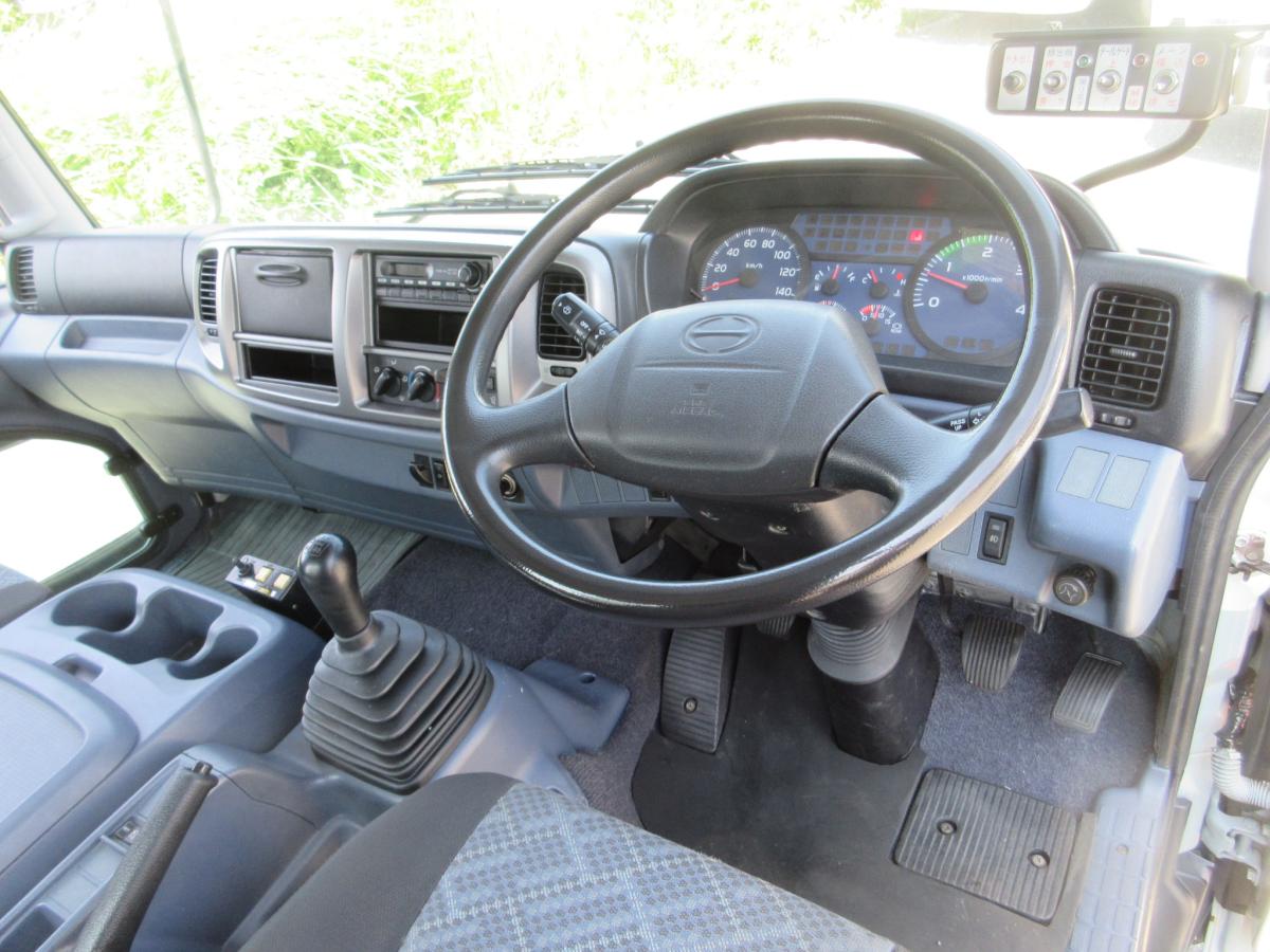 脱着装置付コンテナ専用車 プレスコンテナ フジマイティ―製|中古トラックの販売・買取・査定のアイナビ