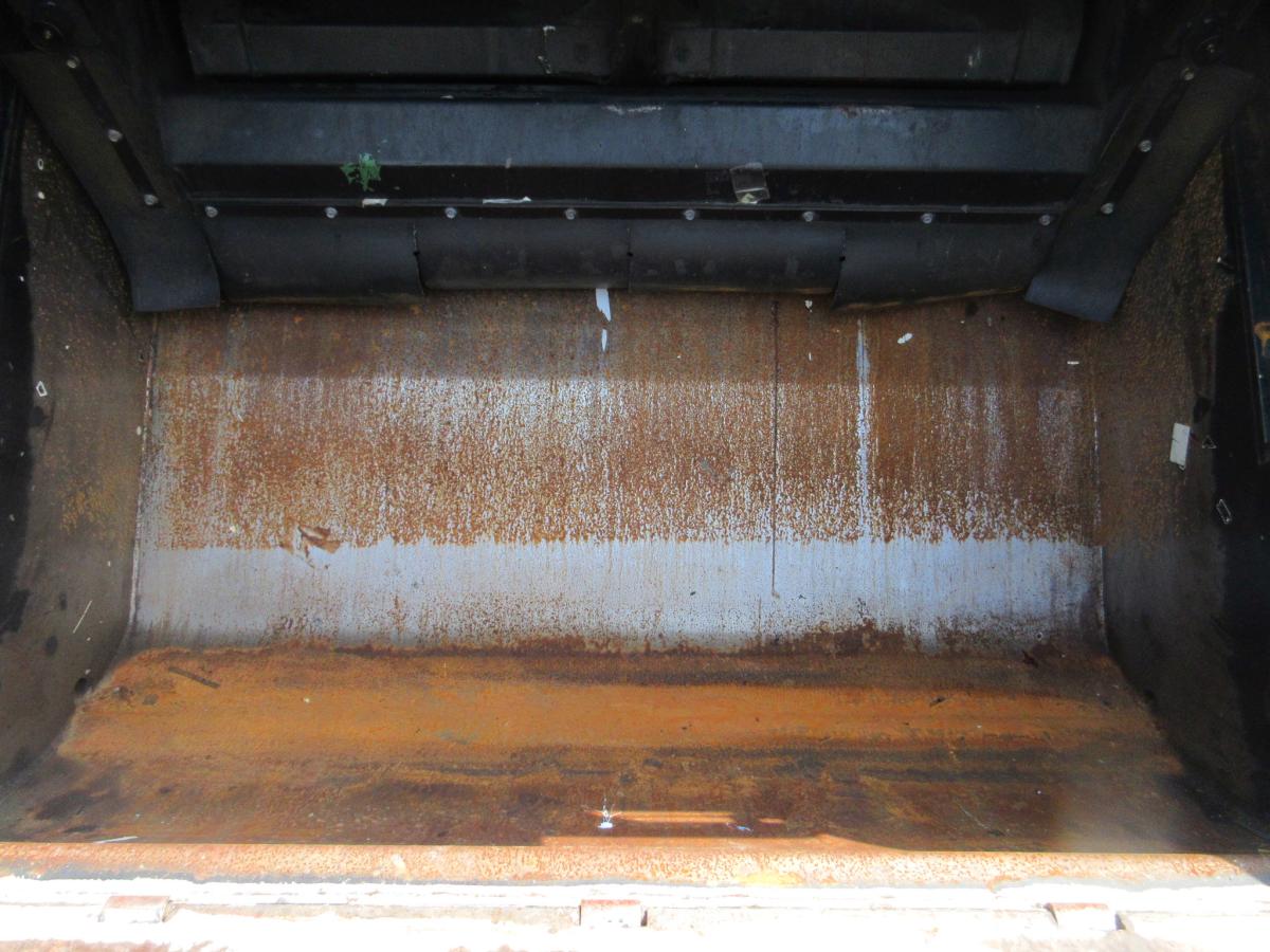 脱着装置付コンテナ専用車 プレスコンテナ フジマイティ―製|中古トラックの販売・買取・査定のアイナビ