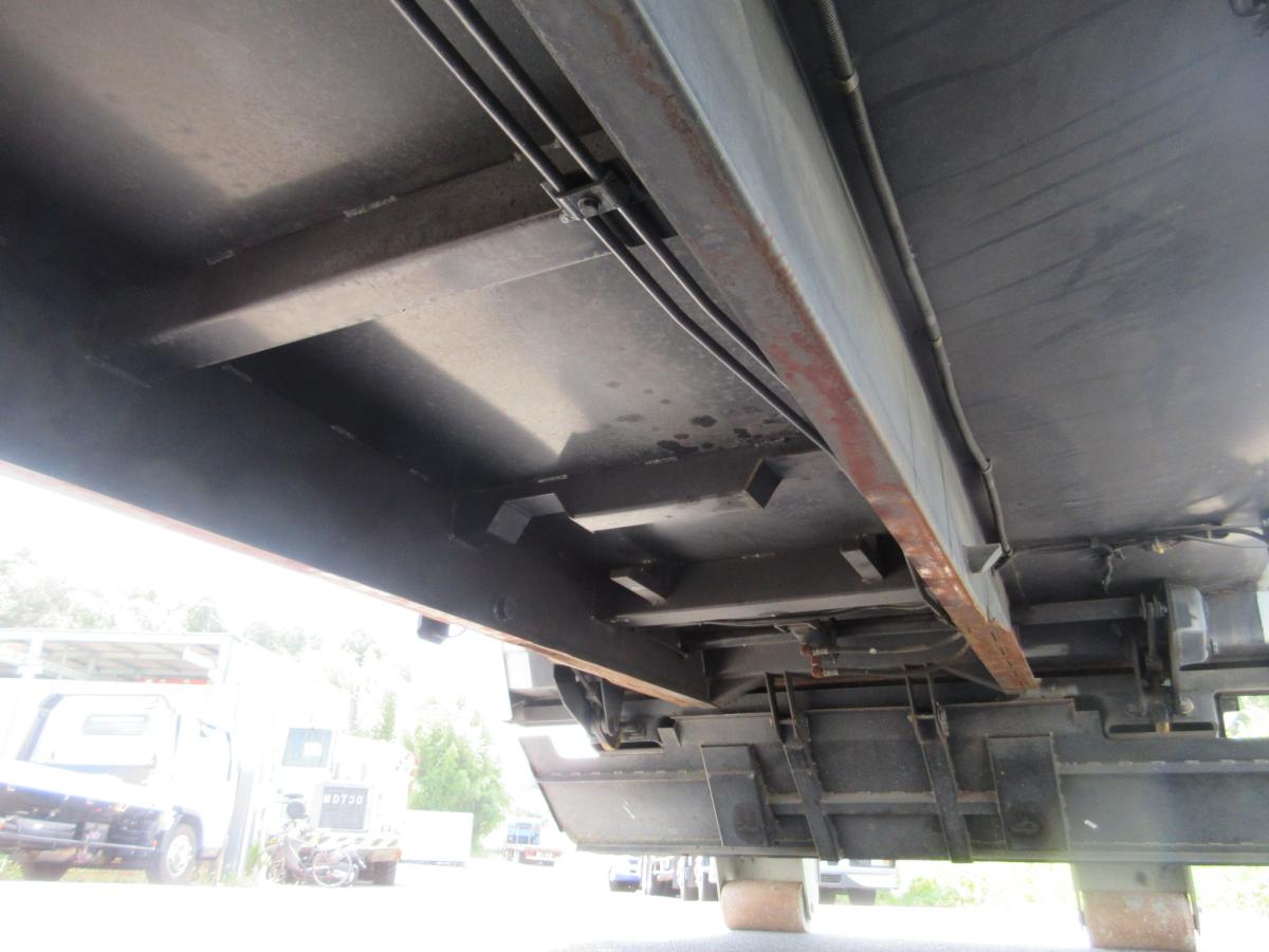 脱着装置付コンテナ専用車 プレスコンテナ フジマイティ―製|中古トラックの販売・買取・査定のアイナビ