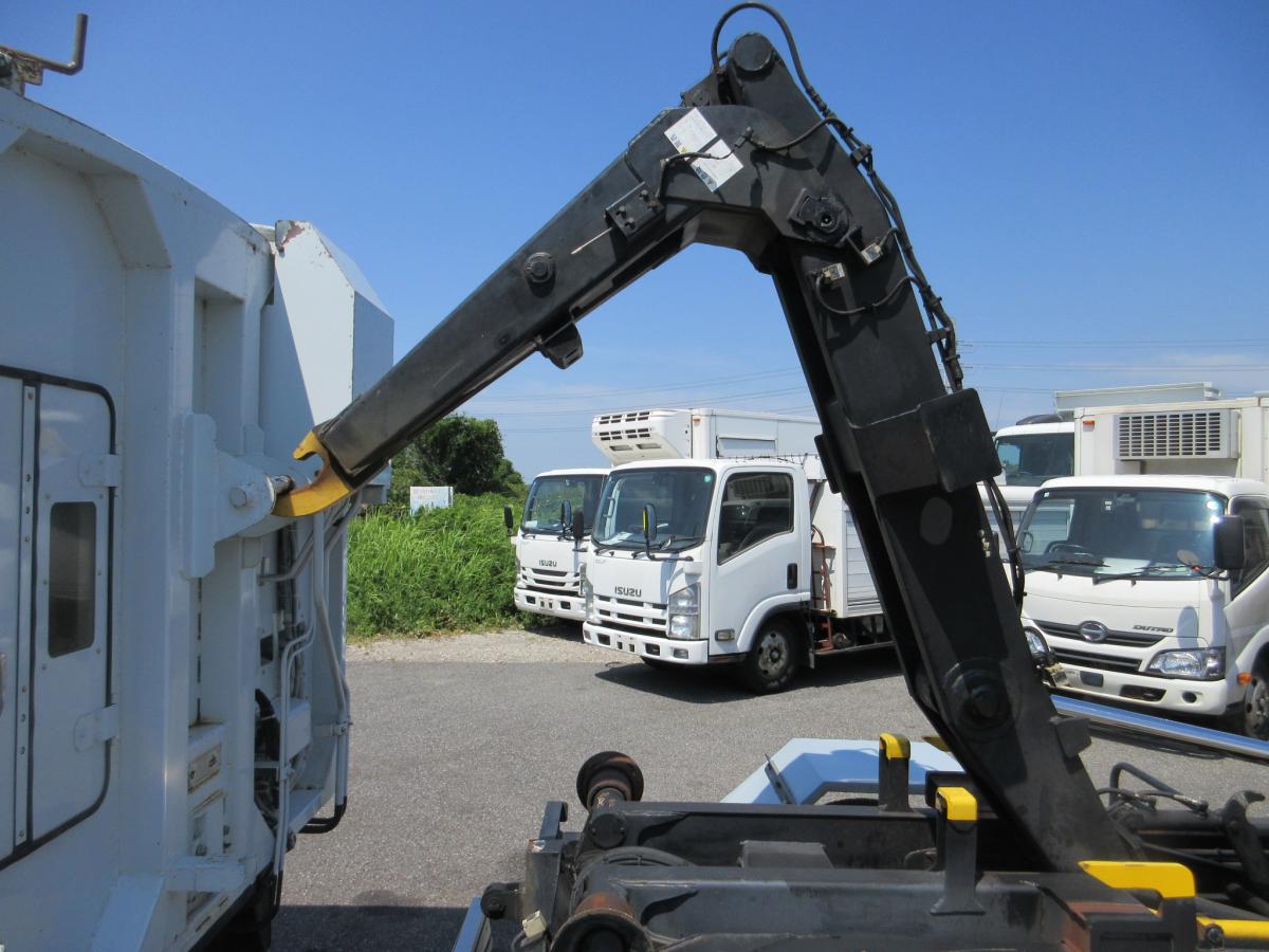 脱着装置付コンテナ専用車 プレスコンテナ フジマイティ―製|中古トラックの販売・買取・査定のアイナビ