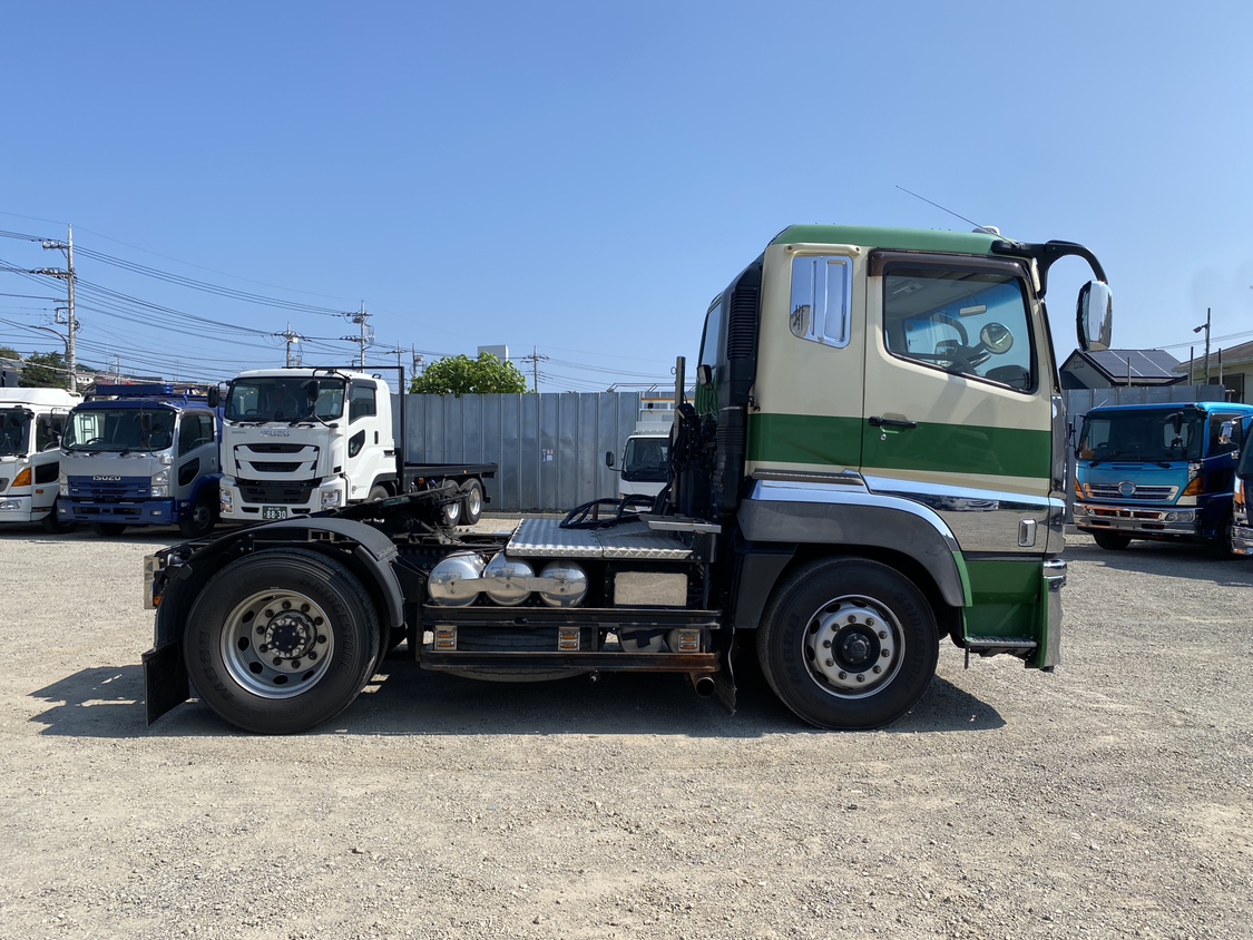 H26年式、スーパーグレート2軸カプラトラクタ、車検付|中古トラックの販売・買取・査定のアイナビ