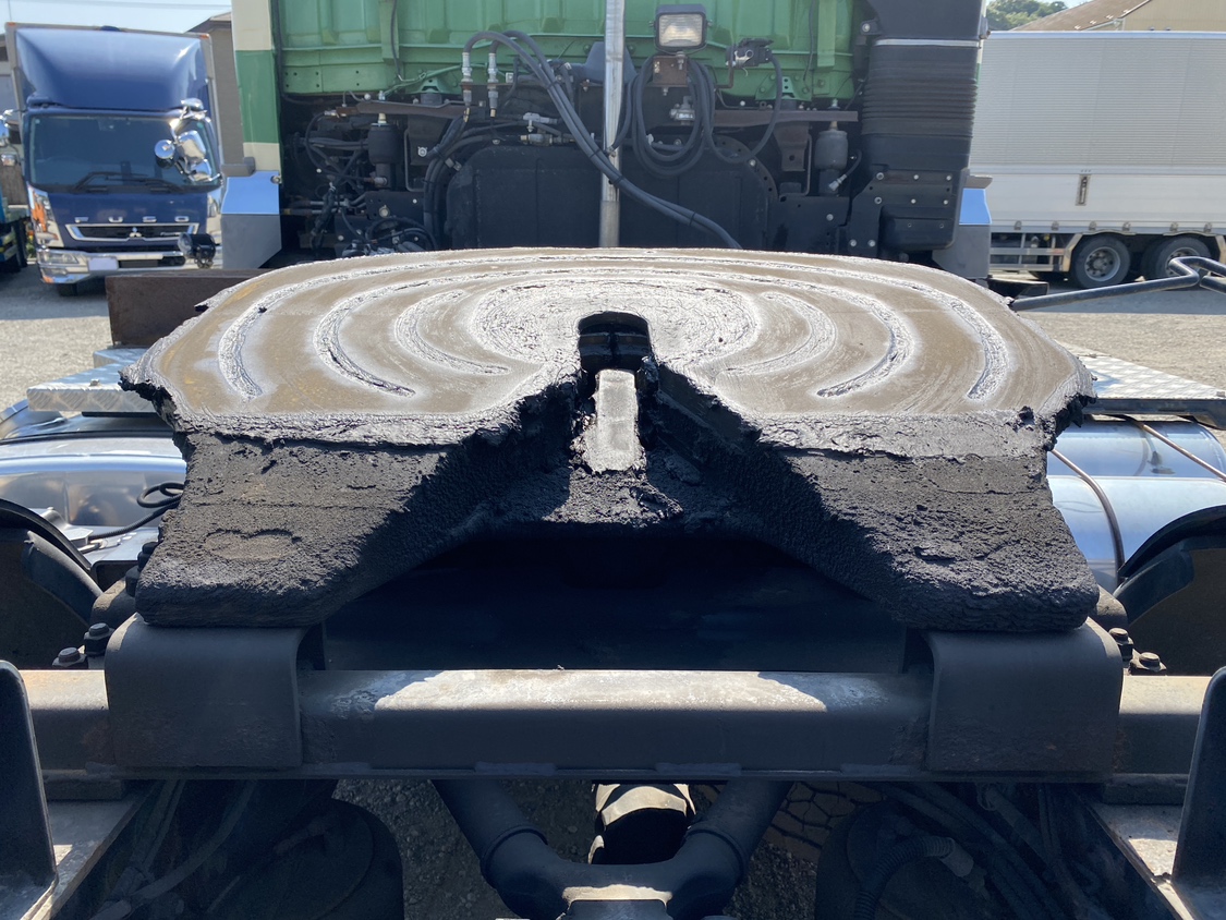 H26年式、スーパーグレート2軸カプラトラクタ、車検付|中古トラックの販売・買取・査定のアイナビ