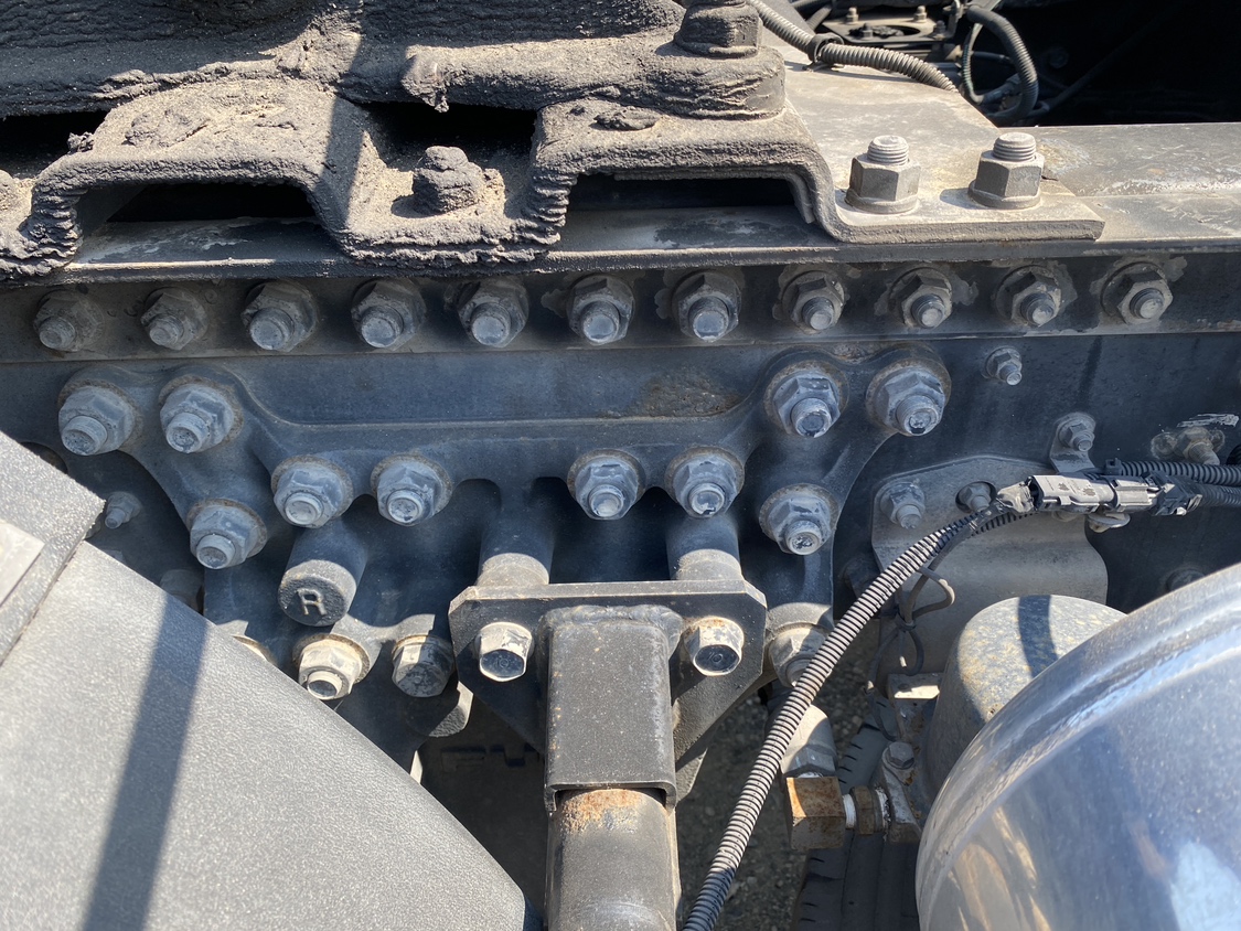 H26年式、スーパーグレート2軸カプラトラクタ、車検付|中古トラックの販売・買取・査定のアイナビ