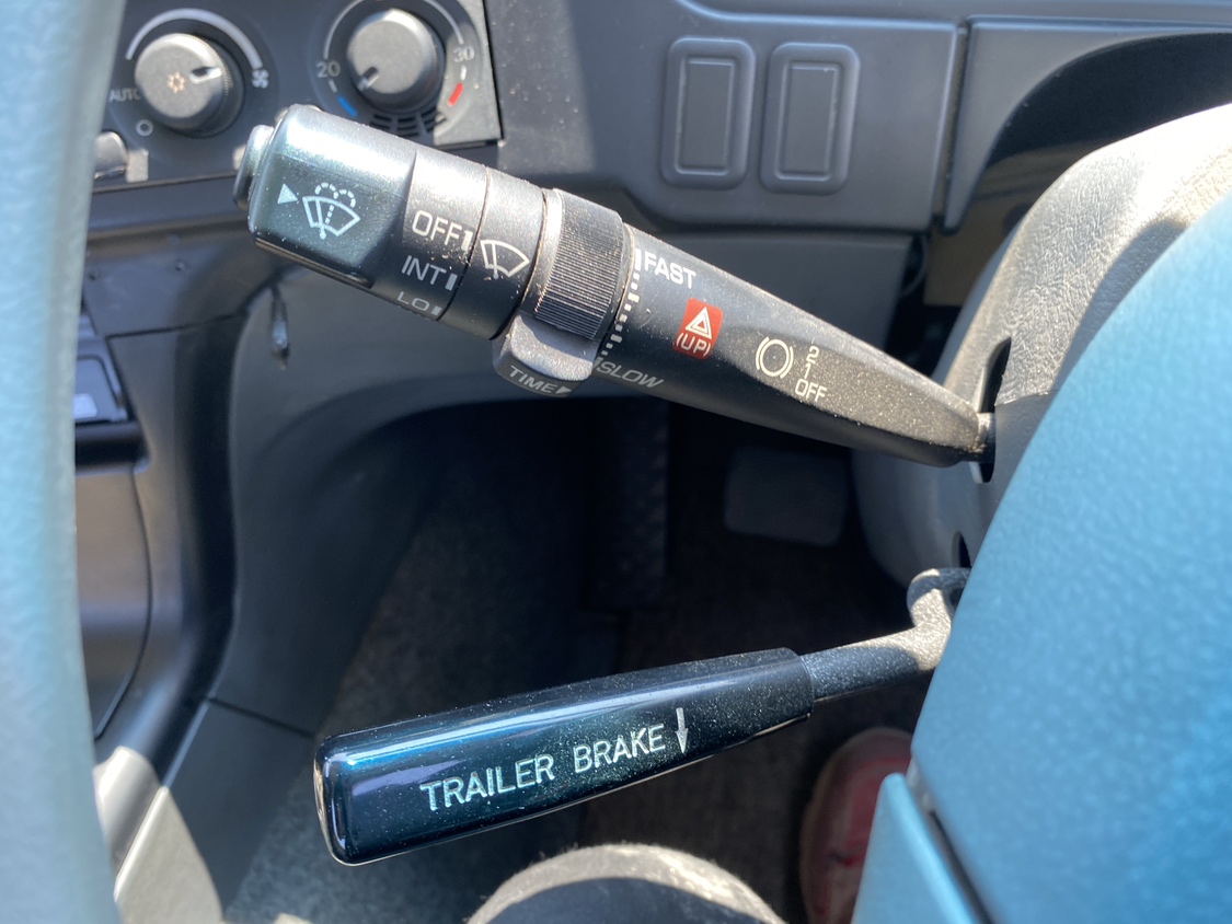 H26年式、スーパーグレート2軸カプラトラクタ、車検付|中古トラックの販売・買取・査定のアイナビ