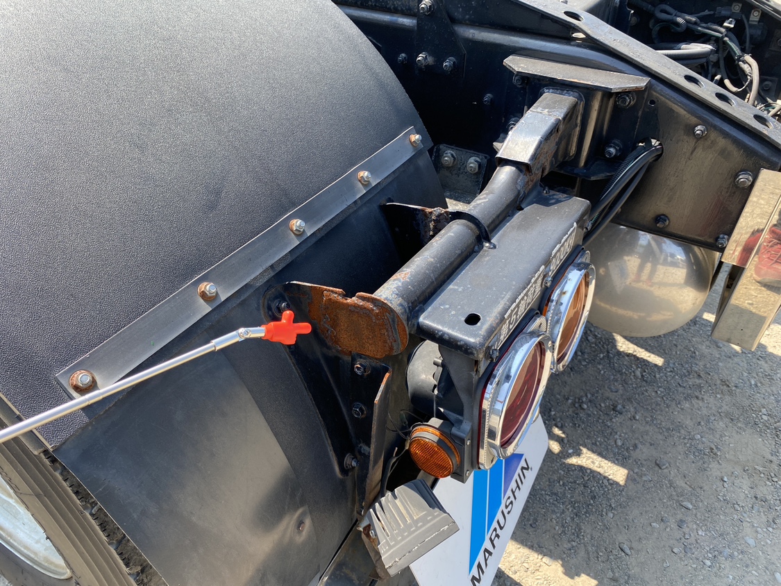 H26年式、スーパーグレート2軸カプラトラクタ、車検付|中古トラックの販売・買取・査定のアイナビ