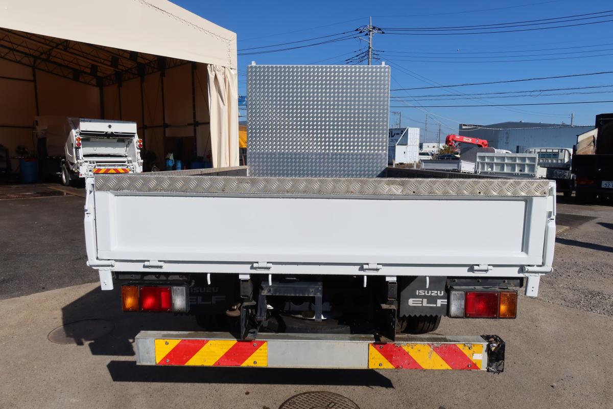 ワイドロング平ボディー 積載4600kg 床鉄板張り 車検付き|中古トラックの販売・買取・査定のアイナビ