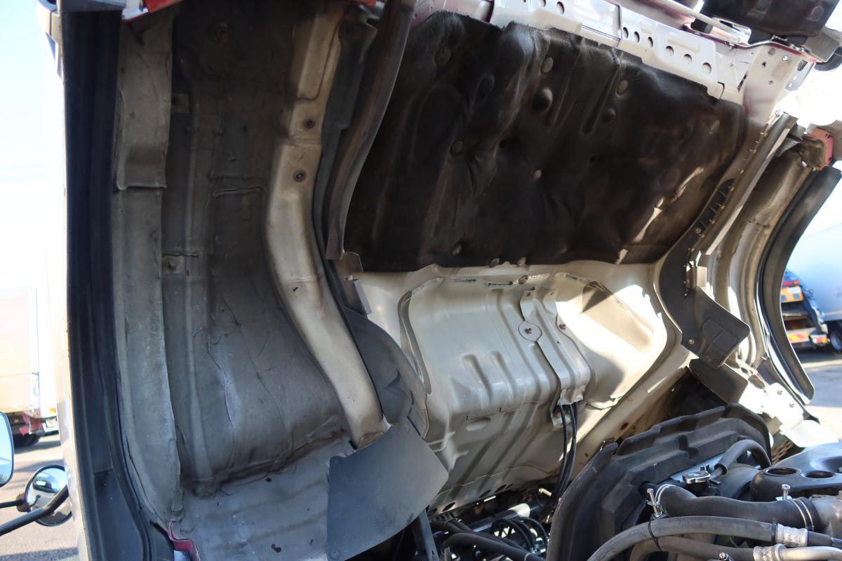 ワイドロング平ボディー 積載4600kg 床鉄板張り 車検付き|中古トラックの販売・買取・査定のアイナビ