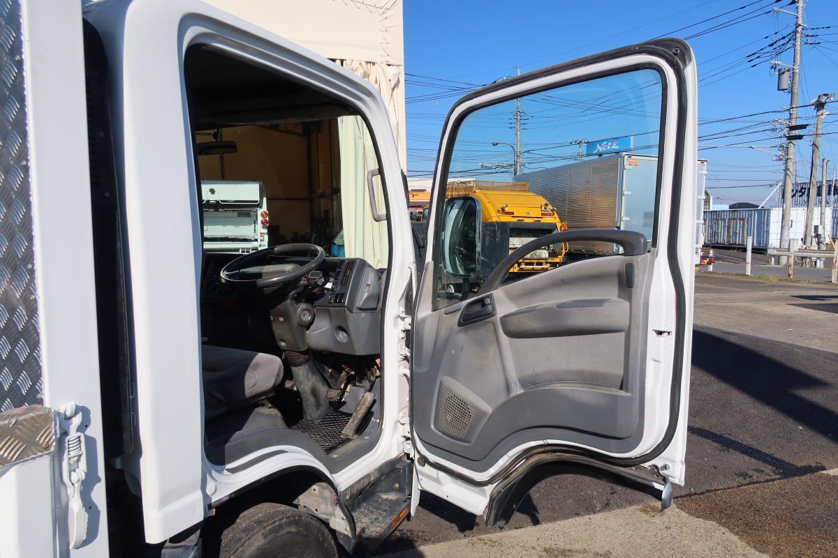 ワイドロング平ボディー 積載4600kg 床鉄板張り 車検付き|中古トラックの販売・買取・査定のアイナビ