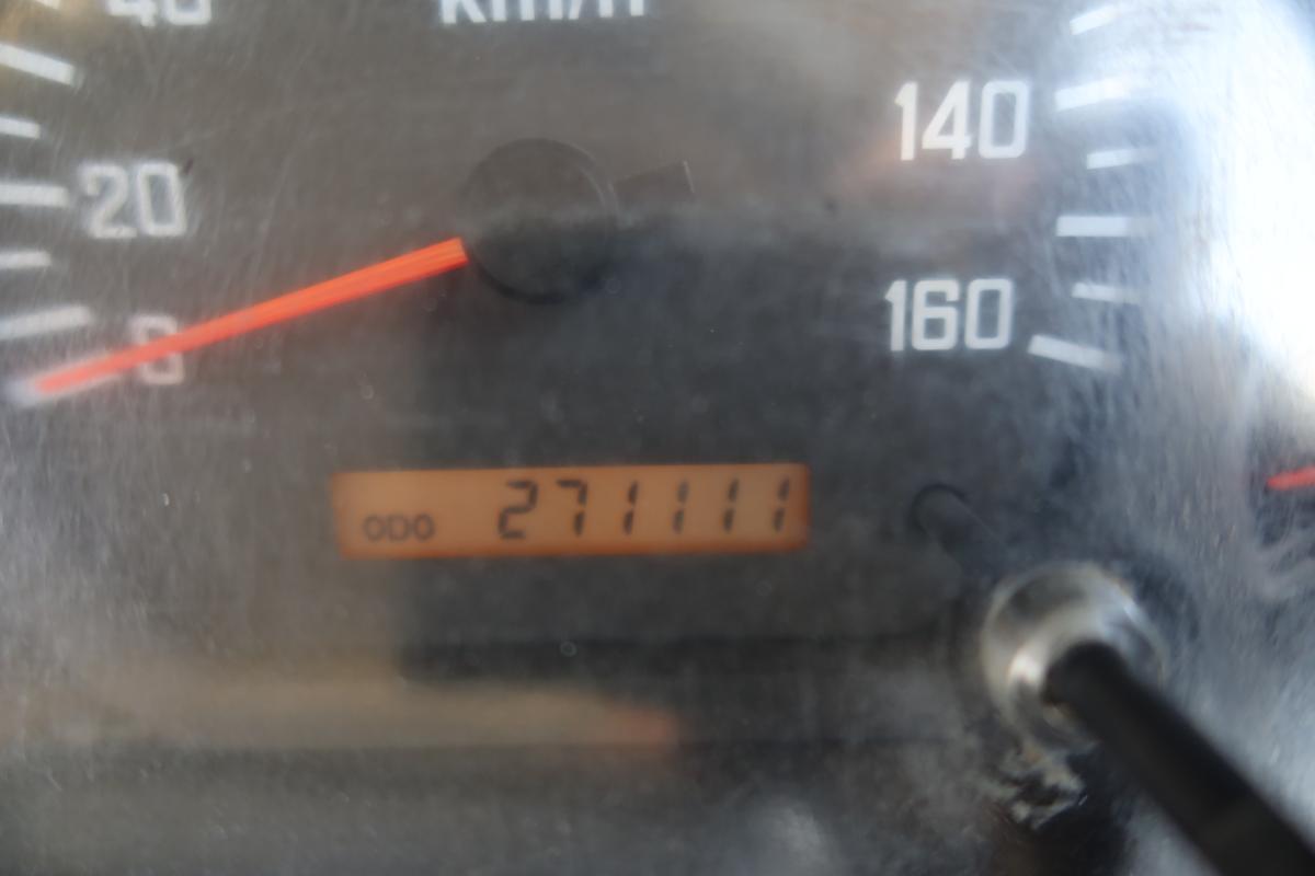 ワイドロング平ボディー 積載4600kg 床鉄板張り 車検付き|中古トラックの販売・買取・査定のアイナビ