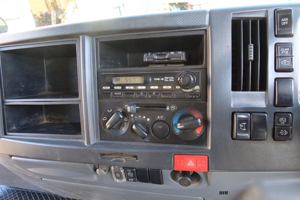 ワイドロング平ボディー 積載4600kg 床鉄板張り 車検付き|中古トラックの販売・買取・査定のアイナビ