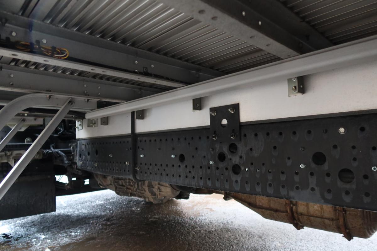 ベッドレス 標準幅 62ボディ 跳ね上げゲート付 車検付き|中古トラックの販売・買取・査定のアイナビ