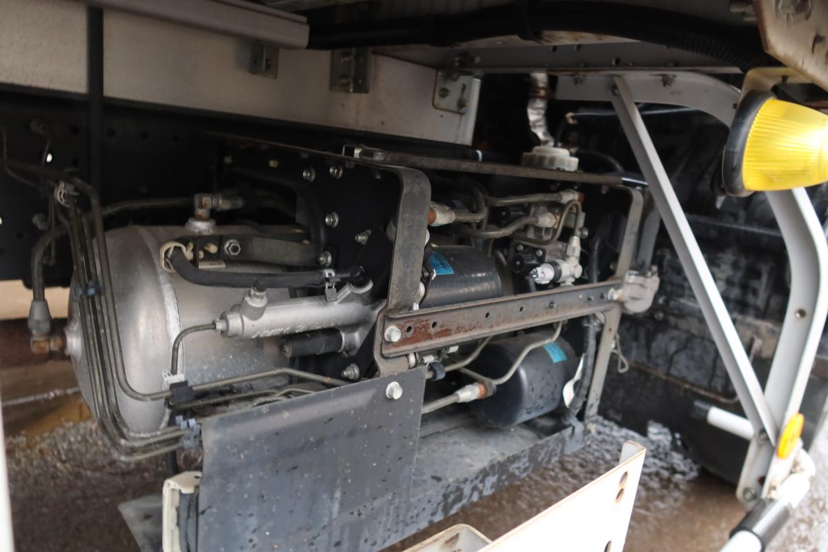 ベッドレス 標準幅 62ボディ 跳ね上げゲート付 車検付き|中古トラックの販売・買取・査定のアイナビ