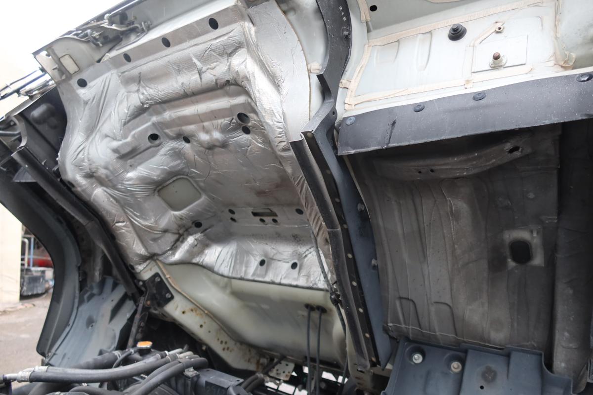 ベッドレス 標準幅 62ボディ 跳ね上げゲート付 車検付き|中古トラックの販売・買取・査定のアイナビ