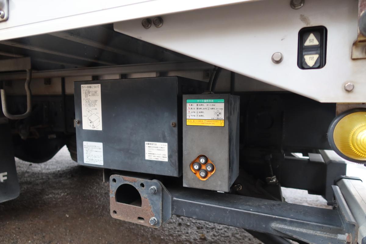 ベッドレス 標準幅 62ボディ 跳ね上げゲート付 車検付き|中古トラックの販売・買取・査定のアイナビ