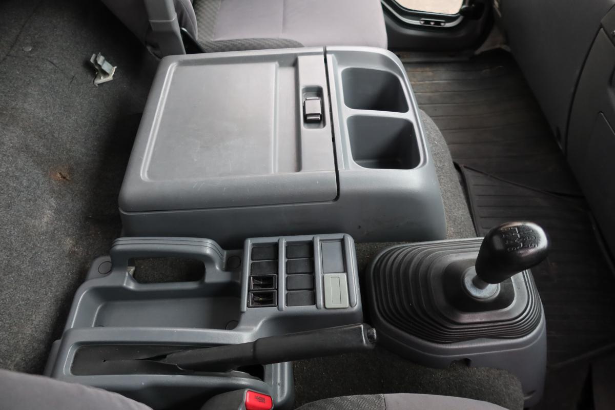 ベッドレス 標準幅 62ボディ 跳ね上げゲート付 車検付き|中古トラックの販売・買取・査定のアイナビ