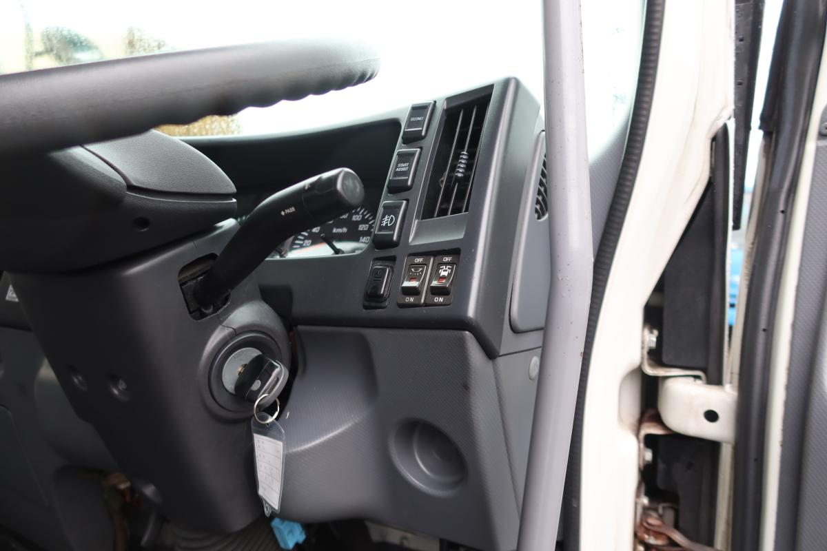 ベッドレス 標準幅 62ボディ 跳ね上げゲート付 車検付き|中古トラックの販売・買取・査定のアイナビ