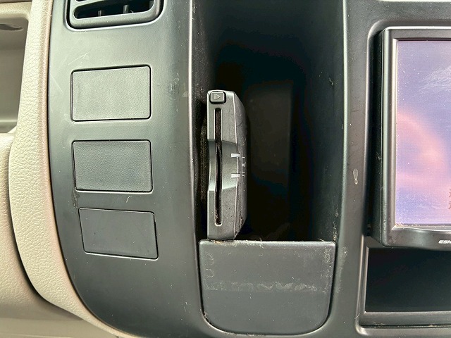 パネルバン10尺ボディダブルタイヤジャストロー1t1.5t3.5t|中古トラックの販売・買取・査定のアイナビ