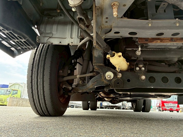 パネルバン10尺ボディダブルタイヤジャストロー1t1.5t3.5t|中古トラックの販売・買取・査定のアイナビ