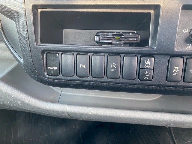 保証対象車車検付ワンオーナーワイドロング3t積載6速MT|中古トラックの販売・買取・査定のアイナビ