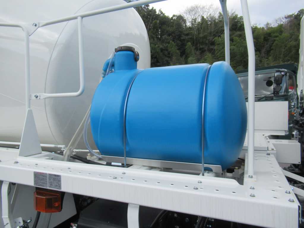 未使用 カヤバ ドラム容量8.7立米 電動ホッパーカバー|中古トラックの販売・買取・査定のアイナビ