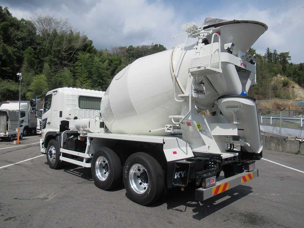 未使用 カヤバ ドラム容量8.7立米 電動ホッパーカバー|中古トラックの販売・買取・査定のアイナビ