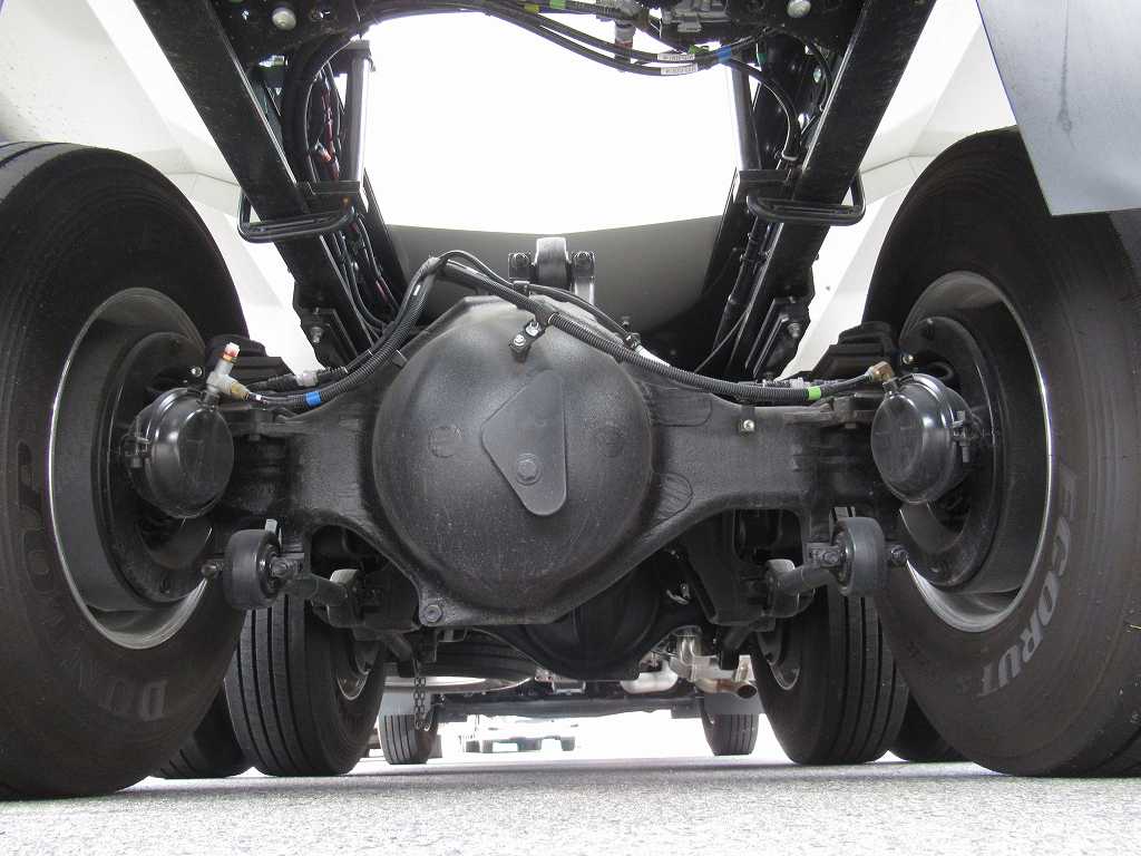 未使用 カヤバ ドラム容量8.7立米 電動ホッパーカバー|中古トラックの販売・買取・査定のアイナビ