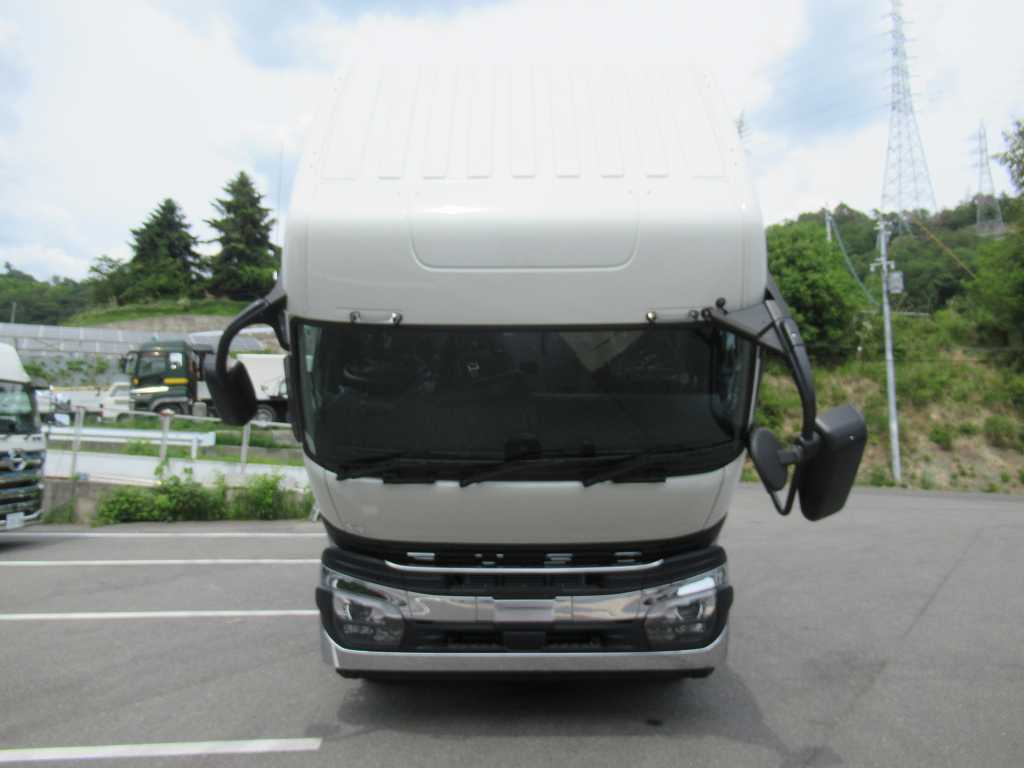 新明和 22t アームロール ハイルーフ AT 最大積載10600㎏|中古トラックの販売・買取・査定のアイナビ