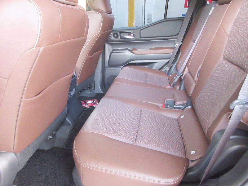 ★ランクル250ZX★ファーストエディション★丸目★限定販売★|中古トラックの販売・買取・査定のアイナビ