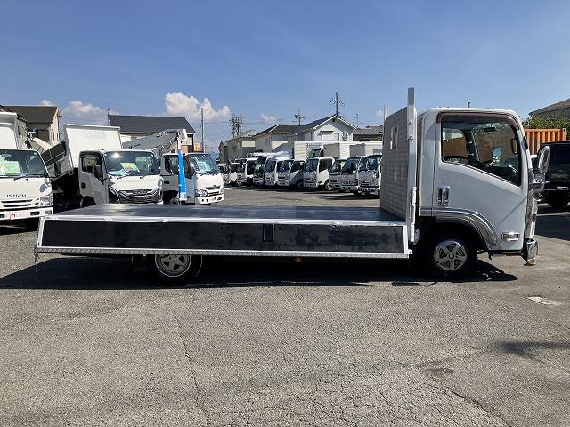 いすゞ|中古トラックの販売・買取・査定のアイナビ