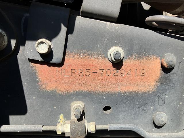 いすゞ|中古トラックの販売・買取・査定のアイナビ