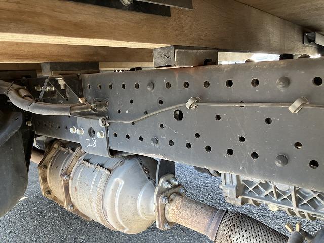 いすゞ|中古トラックの販売・買取・査定のアイナビ