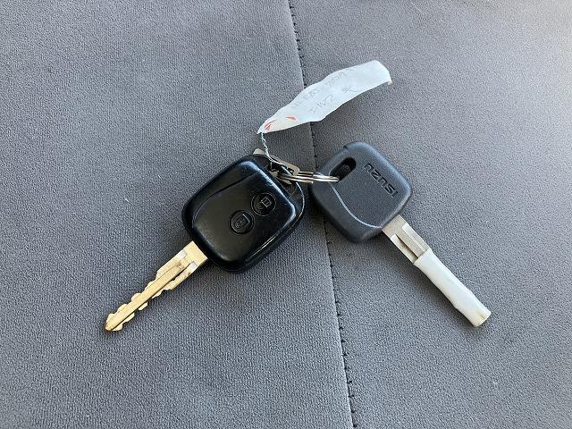 いすゞ|中古トラックの販売・買取・査定のアイナビ