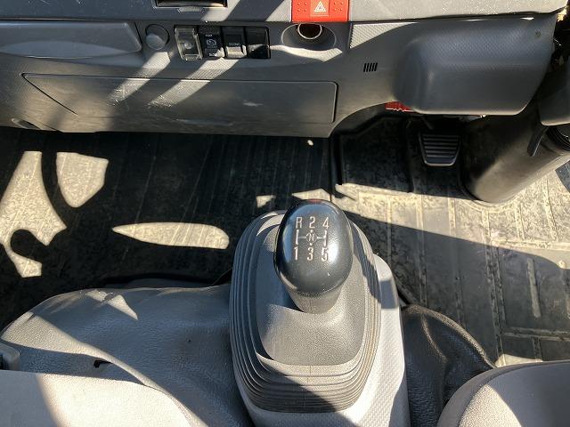 いすゞ|中古トラックの販売・買取・査定のアイナビ