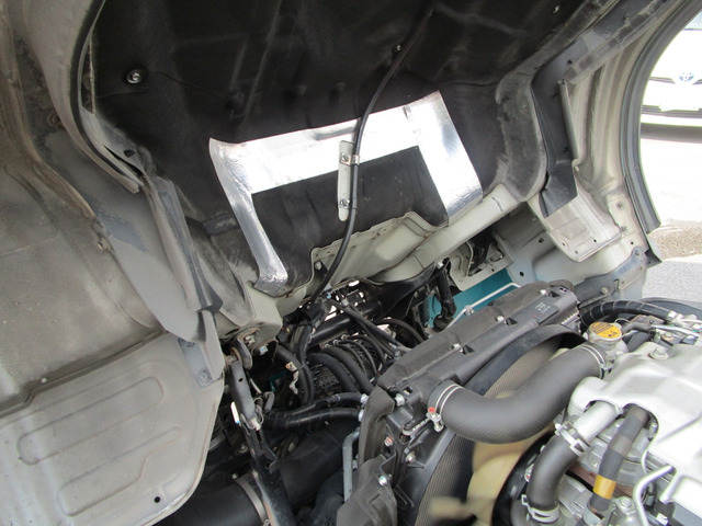 H.21年三菱ふそうキャンターアルミバンPG付3t積載|中古トラックの販売・買取・査定のアイナビ