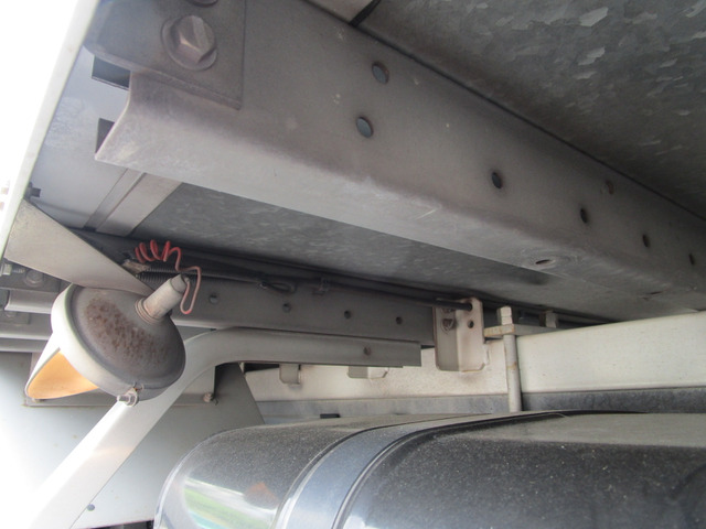 H.21年三菱ふそうキャンターアルミバンPG付3t積載|中古トラックの販売・買取・査定のアイナビ