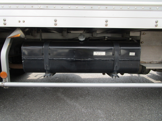 H.21年三菱ふそうキャンターアルミバンPG付3t積載|中古トラックの販売・買取・査定のアイナビ