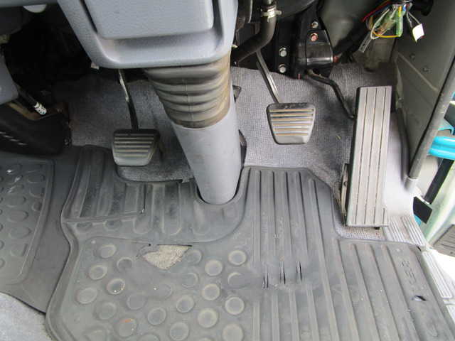 H.21年三菱ふそうキャンターアルミバンPG付3t積載|中古トラックの販売・買取・査定のアイナビ