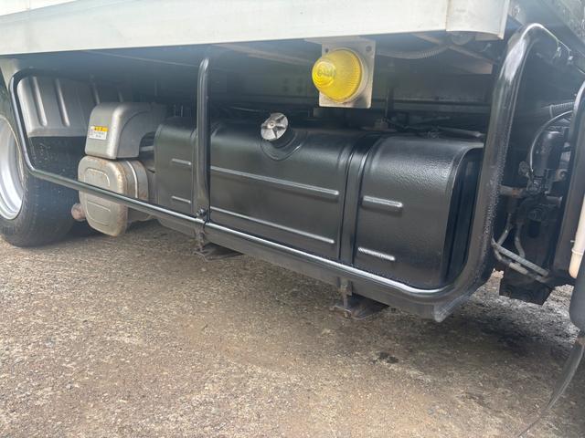 トヨタ|中古トラックの販売・買取・査定のアイナビ