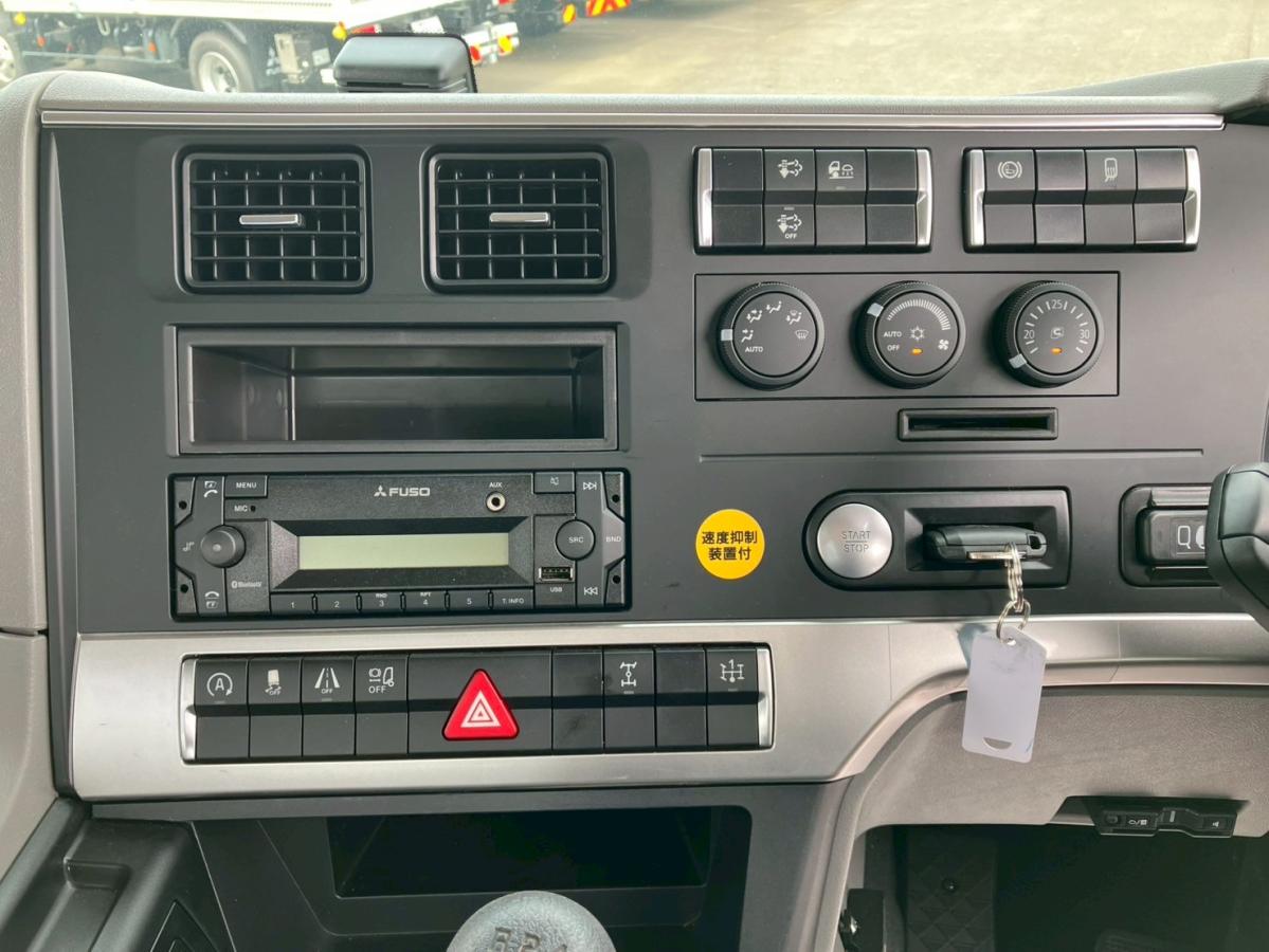 ☆未使用車 セーフティークレーン 自動歩み ラジコン|中古トラックの販売・買取・査定のアイナビ