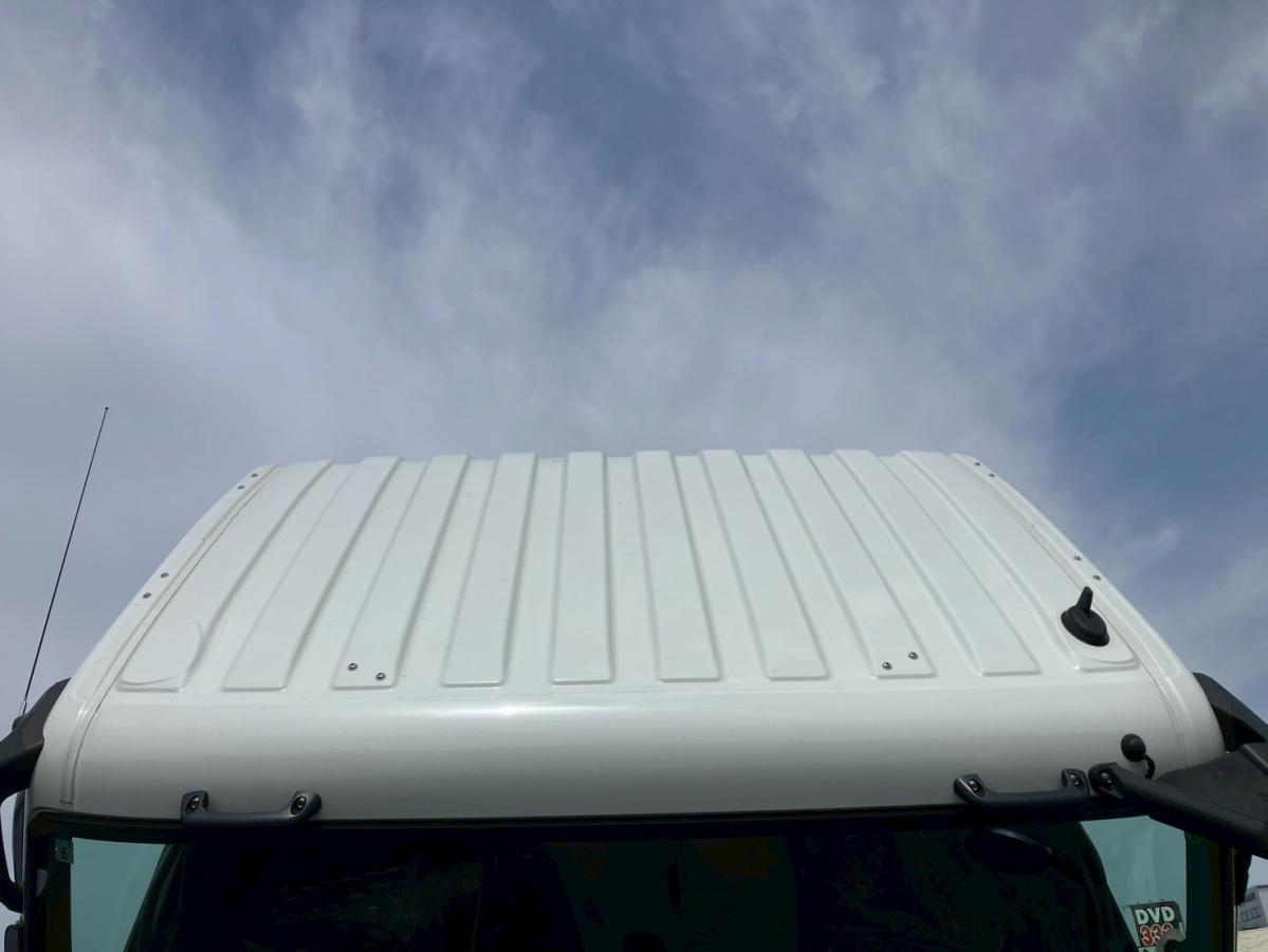 ☆未使用車 セーフティークレーン 自動歩み ラジコン|中古トラックの販売・買取・査定のアイナビ