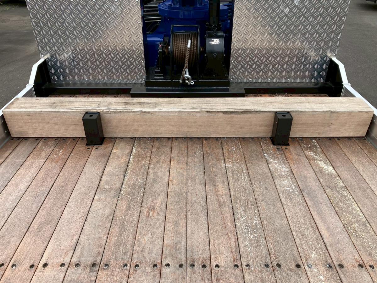 ☆未使用車 セーフティークレーン 自動歩み ラジコン|中古トラックの販売・買取・査定のアイナビ