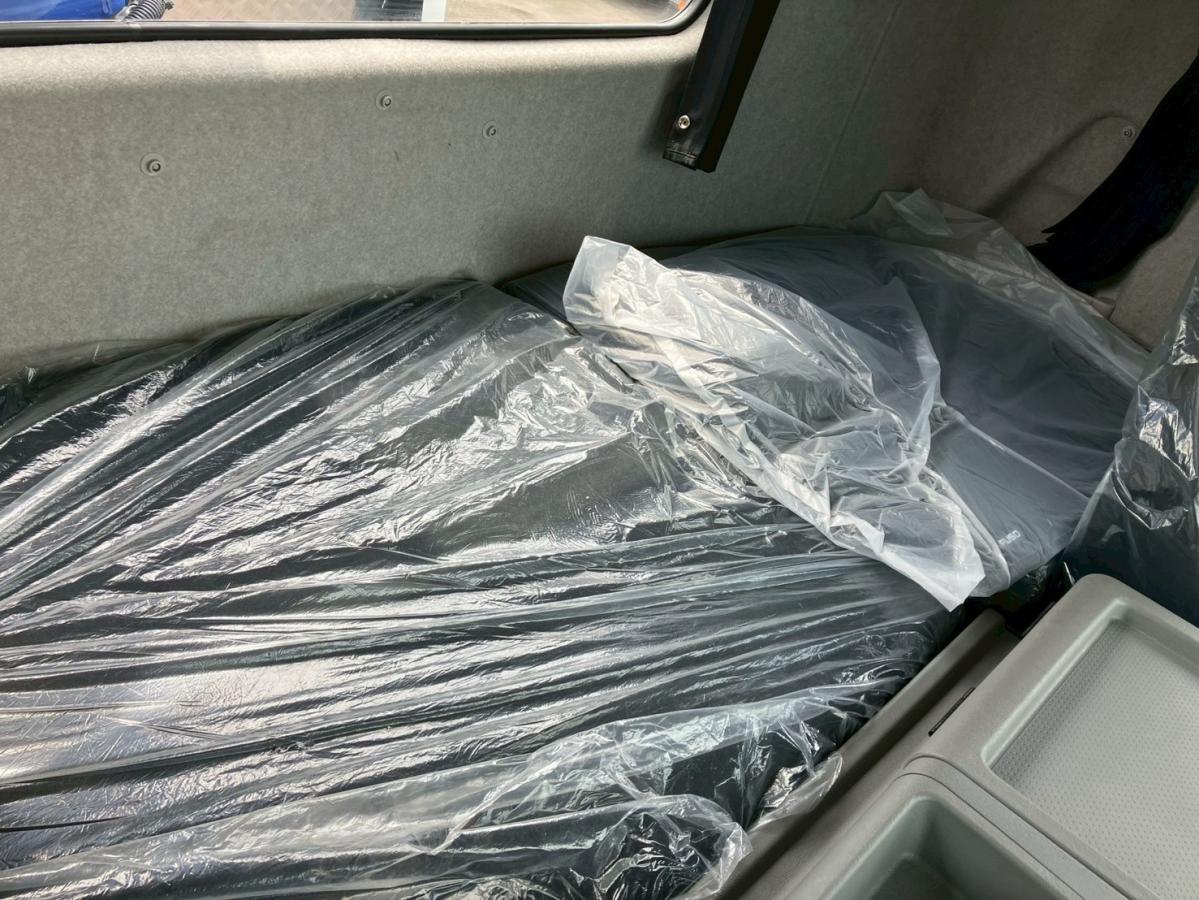 ☆未使用車 セーフティークレーン 自動歩み ラジコン|中古トラックの販売・買取・査定のアイナビ